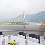 Guesthost - La Perla - X6 With Ac And Garage! Apartman