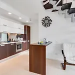 Guesthost - La Perla - X6 With Ac And Garage! Apartman Como