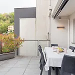 Guesthost - La Perla - X6 With Ac And Garage! Apartman