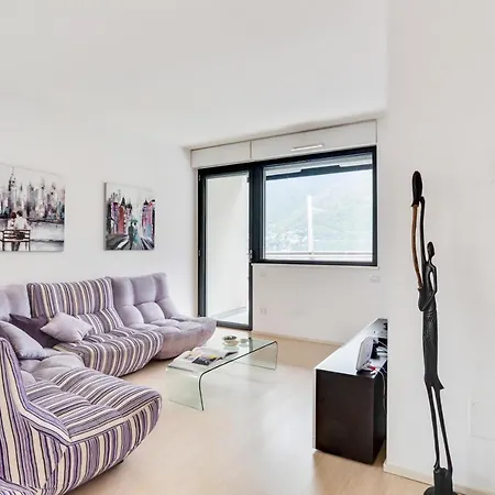 Guesthost - La Perla - X6 With Ac And Garage! *