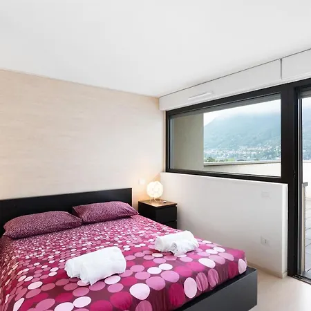 Guesthost - La Perla - X6 With Ac And Garage!