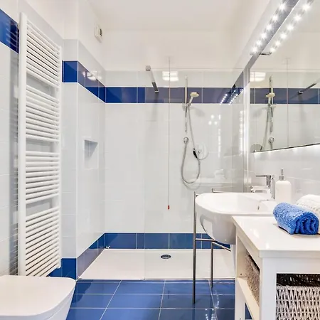 شقة Guesthost - La Perla - X6 With Ac And Garage! كومو